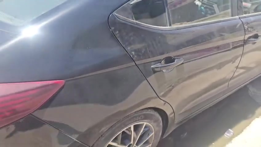 السلام عليكم النترا 2020 
فول مواصفات بصمه فتحه رادار بلمراي رادار امامي فول السياره 
صبغ بنيد وهلال خلفي بيه مكانات بارد قليل 

وذني الملاحضات بيهة بلمنشور 
رقم بغداد 

سعره  120 
تفاصيل كامله بلمنشور 
الي يعجبه يتصل 

رقم ***********
