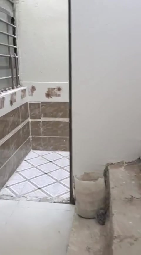 بيت زراعي م 160 متر غرفتين صاله منور صحيات داخليه مطبخ ستقبال صحيات خارجيه كونكريت بناء جديد 
حي الكرامه السعر 60 وبي مجال بصيط ***********
