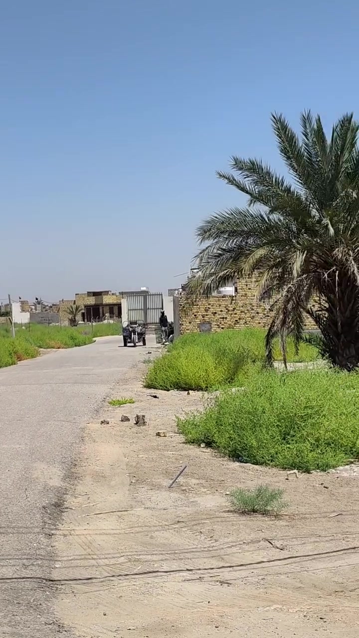 🛑🛑🛑 للبيع 
قطعة ارض طابو زراعي سند 25 
مكان مميز جداً مقابيل مدرسة الزگندري و مجاور الصيدلية 
المساحة 204 أمتار 
تصلح للسكن و الإستثمار 
شاهد الفيديو لمعرفة باقي التفاصيل 
.
.
.
.

 للتصوير والإعلان عن عقارك تواصل معنا على الرقم:
حسين الجزائري  (***********)‬

.
.
.
.
للتواصل :
زورونا في مكتب نجمة المدحتية للعقار 
بابل ـ الحمزة الغربي 
فلكة الساعة مقابل مطعم أبو وليد 
أو الإتصال على :
*********** محمد محمد حيدر آل النجار 
  *********** حسام مكاوي 

.
.
"نجمة المدحتية" بوابتك الرصينة نحو عالم الأستثمارات العقارية 
#اكسبلور 
#عقارات
#استثمارات_عقارية
