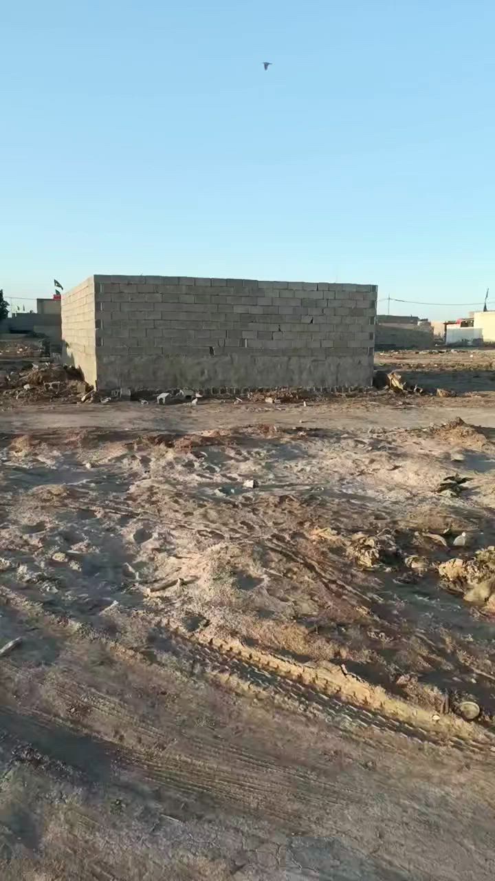 للبيع قطعة ارض زراعية سند (٢٥) تبعد عن الشارع السايدين (٥٠٠)م قريبه على الشارع الحولي يتوفر ماء وكهرباء المساحة (١٥٠)م السعر مناسب جدا للاستفسار مراجعة مكتب بصمة اعمار للعقار واسط ـ الزبيديه -مجاور اسواق بيت عزيز ذياب أو الاتصال 
***********
***********
***********
