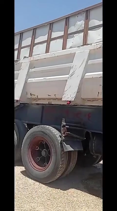 ‏سلام عليكم عربانه كلاب للبيع ذرعه ٣١ متر مناكير ١٤ عربانه مكفوله من كلشي جاهزه للشغل السعر 40 وبيها مجال الاستفسار على هذا الرقم 
￼***********￼￼

