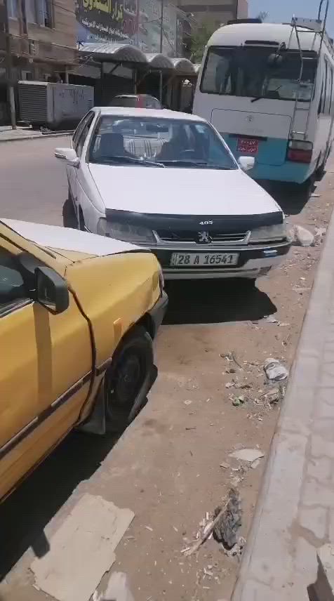 سلام عليكم بيجو ٤٠٥ مديل تسعه رقم نجف انكليزي سنويه لل٢9 مكينه بيه خيط بخار كير ما بي شي حدديه حلوه بس دريم يطكيك كشره كدام عينك مكانه نجف سعره١٨ بيه مجال***********
