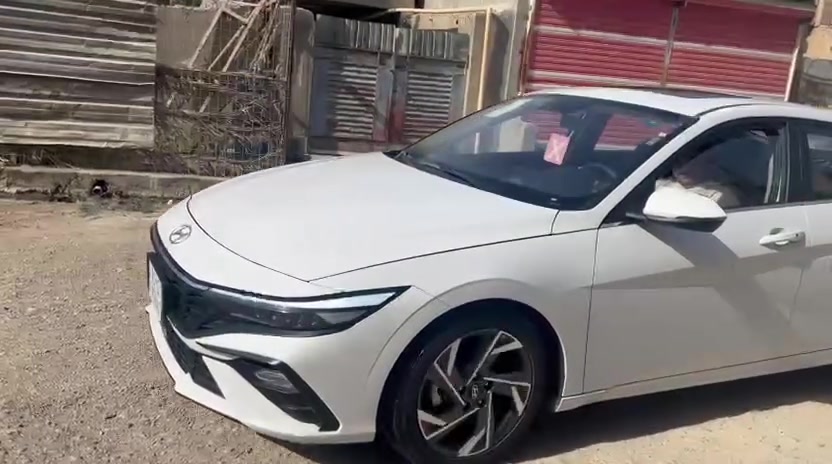 السلام عليكم النترا تجميع صيني
موديل 2025

عداد المسافه 40 آلاف 

محرك 1500 دبل نوزلا 

فتحه سقف 

كروز سرعه 

تحكم ستيرن 

انضمه قياده 

سايد بريك دكمه 

لايت زنون عدسه 

عينه ديجيتال 

حساسات امامي + خلفي 

كشنات جلد 

تجي بمواصفات1/1

رقم سليمانيه

السعر 140 وبيه مجال بسيط 

اي استفسار ***********

مكان السياره بغداد نهروان
