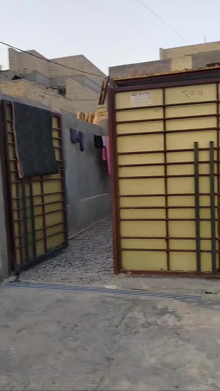 سلام عليكم بيت للبيع في الامانه مساحه 62 وتشجير 50 متر طابو ملك صرف ‏‪***********‬‏
