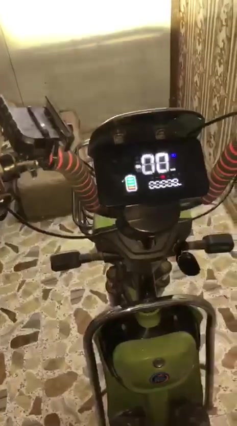 سلام عليكم دراجه البيع كلشي مابيه اربع سرع خمس بطاريات بلادي جديدات دراجه نضيفه حيل سرعه ٨٠سعر ٣٧٥بيه مجال مكاني بغداد ابو غريب رقم واتساب ***********
