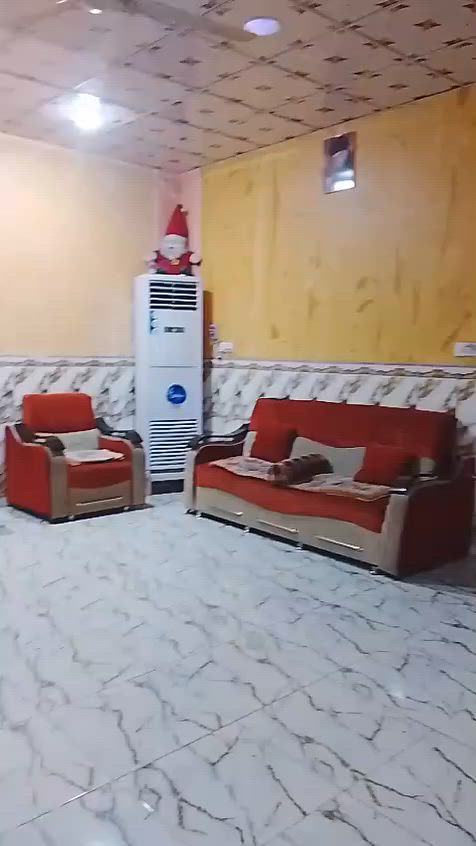 عندي بيت للبيع طابو زراعي باسمي ... طابقين بي 6 غرف صالتين على 14 متر صحيات بكل طابق بيت مساحه ٣٠٠ متر .. كراج لسيارتين يمي ٣ دوائر صحيه . قرب مستشفى الصيني. قرب القطاع الصحي.قرب مستوصف الصديقه في ابو الخصيب ***********
