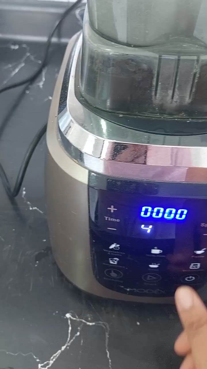 السلام عليكم غراض مطبخ للبيع نظيفات نظافه ٨٠ بالميه وأكثر
رجاءا اللي يريد يكسر بالسعر لا يتواصل يناسبكم السعر اهلا وسهلا مايناسبكم لا تتصلون 

فرن تركي يمكن احسن نوع فرن مستخدمه سريع بالشوي بيه مشكله الباب مالته يحتاج تصليح 
سعره ٤٠ بيه مجال بسيط
كابسه صاج ماركه امبليوم نظام لمس ب ٤٠ بيها مجال بسيط 
خلاط مودكس نظام لمس بيه هوايه ميزات وبيه عيب بسيط جانب الخلاط موضح بالصوره بس هو ممتاز كلش بالعمل ب ٣٠ وبيه مجال بسيط 
مرشحه ديلوكس تجنن قوه سحب قويه للدهون و الريحه نظام لمس وبيها اضاءه و توقيت و ٣ سرع نظافه ٩٠ بالميه ستيل اصلي سعرها ٢٠٠ وبيها مجال بسيط 
مكاني بغداد و يوجد توصيل بأجره اللي يحب يشتري على الخاص او عالرقم واتساب
 ***********
