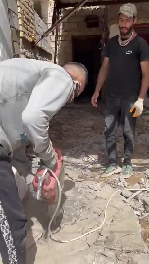 اللهم صلي على محمد وال محمد
كادر عمل لكافة الأعمال الشاقة بخدمت أهالي ميسان الطيبين شغل درجة أولى لسنا الوحيدين لاكننا الأفضل  
(تصعيد كافة مواد البناء على الضهر تدخيل سبيس حدل صب الارضيات صب السطوح تسليط على المرازيب تحميل تفريغ نقل اثاث بيوت تنضيف انقاذ تفليش حفر قلع الكاشي والسيراميك تنكير حايط تشميع تزفيت السطوح البتلوات غسل البيوت غسل مقطورات للتواصل الاتصال على هذا الرقم ***********

