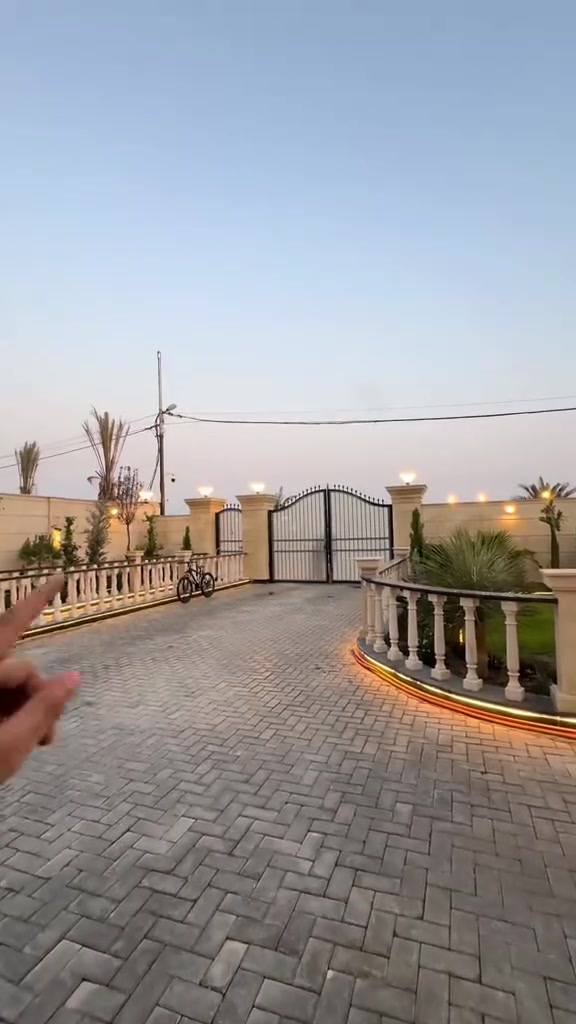 ڤيلا للبيع بغداد - حي الجهاد السعر 1.365.000 مليون دولار و365 ألف 
المهتم يعلق ب تم

ارخص العقارات في بغداد
***********
