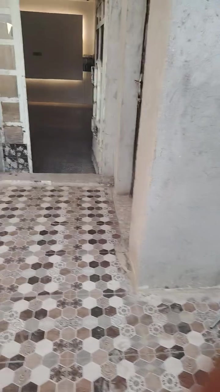 بيت للايجار طابقين حي المرتض يحتوي على ثلاث غرف نوم استقبال مطبخ البيت جديد
***********

