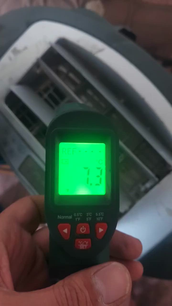 سبلت هذا تفاصيله تقريبا ارتفاعه متر دفع جدا قوي
البروده مالته لاتطاق جدا مستخدم مضمون ماعندي توصيل مكاني واسط /ا
 سعره 130 بي مجال بسيط


**إذا كنت صاحب هذا الإعلان وتريد حذفه لأي سبب، رجاءا أرسل رسالة إلى الدعم الفني**