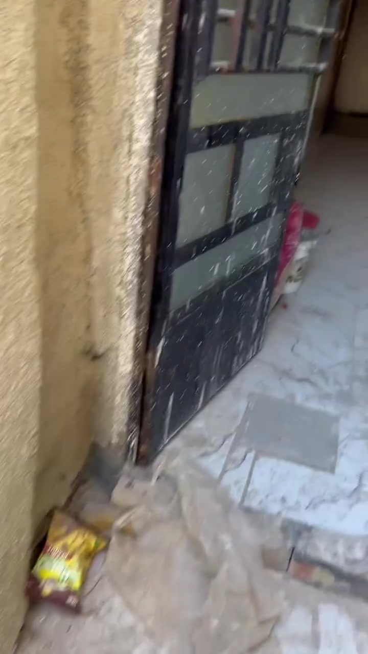 بيت ٧٠م طابق واحد بلقصد شارع جواهري قريب عن تبليط كامله خدمات طابو زراعي سند ٢٥
***********
