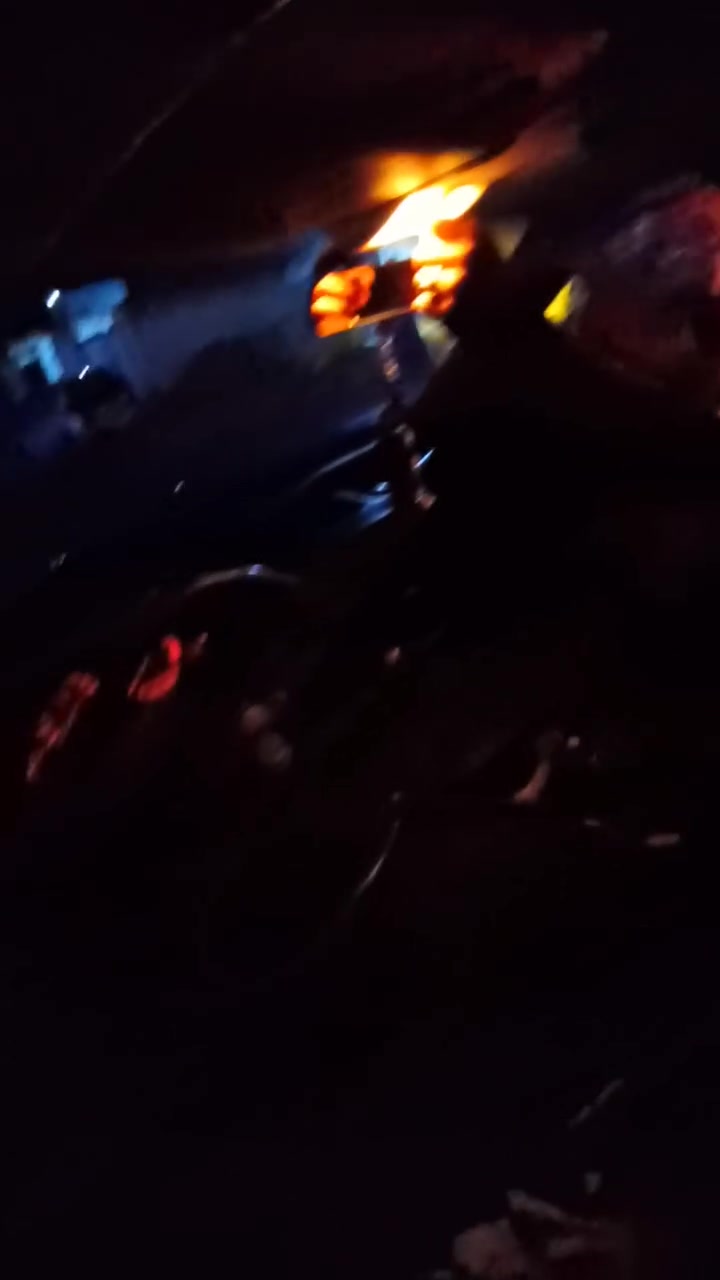 سلام عليكم سياره بيم موديل 88كير محرك شرط لا صرف لا بخار محرك 20فل جمات كاراي صدر شرط باور كاربيات كله شغال 4تيرات جديد سنويه صقطه من20شرط تحويل دفتر بانزين مابي سعر 27بي مجال شراي تعال خاص مراوس هم اراوس حساب عناعه ***********بي وتساب
