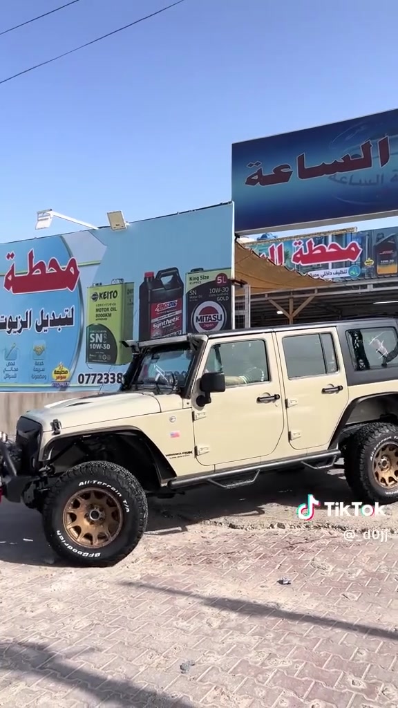 مديل ٢٠١٨ وارد أمريكي بدون حادث ظربه خفيفه
ماشية ٧٨ سنويه جديده وسياره جديده 
مصروف علية وباقي بيه شي نقص لون بلادي 
سعره ١٩٥ وبيه مجال بسيط مكان محافظة ميسان 
***********
