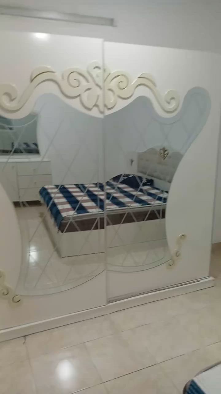 ***********
على هذا الرقم
