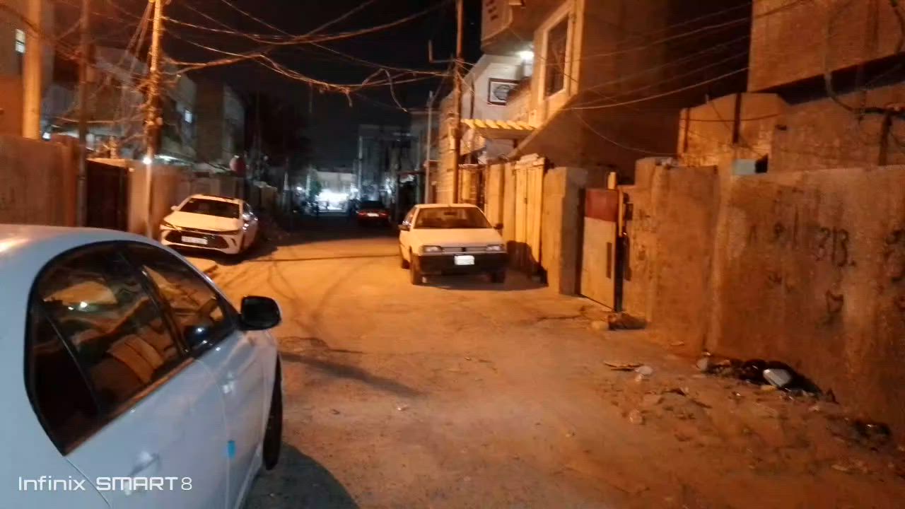 بيت لبيع مساحة 57 متر واجهي 4 طابقين طابو صرفة موقع متميز الامين الثانية افران السفير وهذا رقمي *********** السعر  95 بية مجال قطع من بيت
