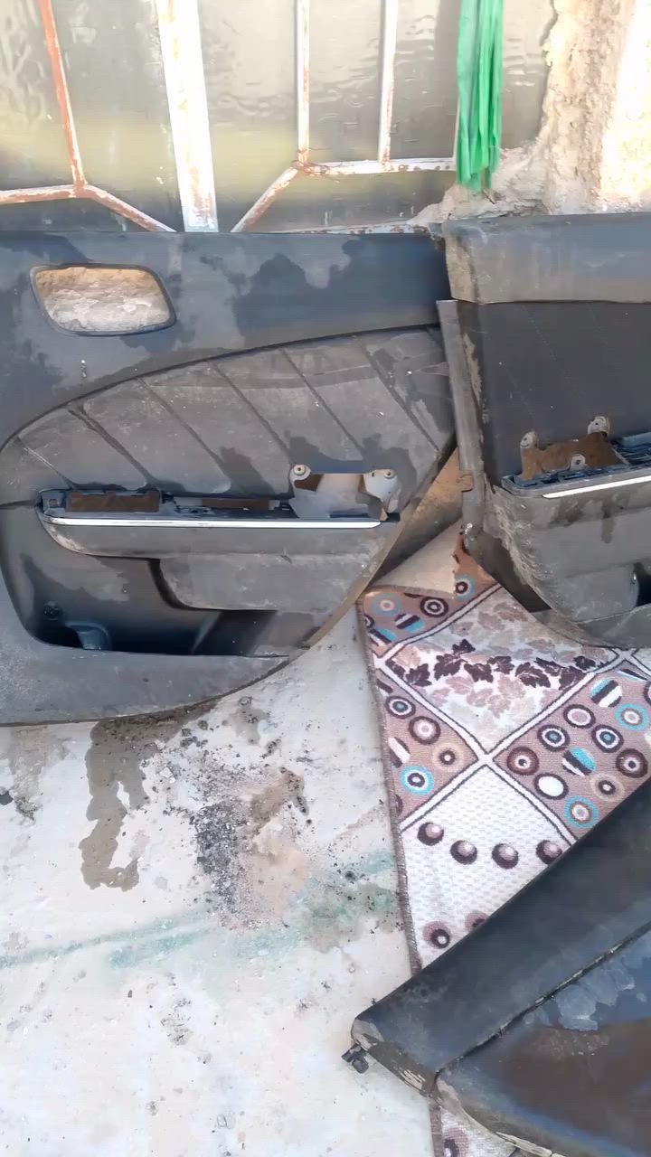 السلام عليكم شباب ابطاين مال جارجر للبيع موديل 2015 قيم وأخذ


**إذا كنت صاحب هذا الإعلان وتريد حذفه لأي سبب، رجاءا أرسل رسالة إلى الدعم الفني**