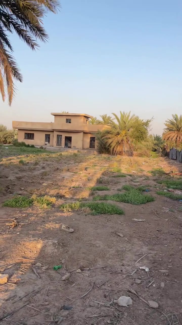سلام عليكم للبيع خمس دوانم ملك طابو صرف في ابو غريب بحي الرساله قرية عل السريع الدولي اي استفسار الاتصال ***********
