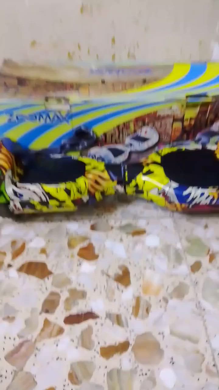 للببع نضيفه مستعمله قليل  وياه كارتون وال شاحنه بغداد بلديات ***********
