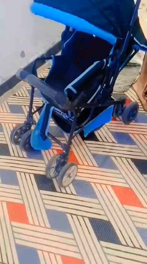 عربانه للبيع نظيفه قويه للبيع واتصال علي رقم***********
