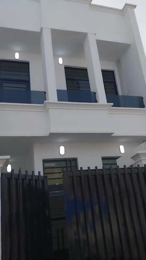 مشتمل _للبيع 🏡

  🌍 الموقع  /سامراء حي الدوانم طابقين 

  قرب جامع المحمود المساحه  / ( 100)  الواجه 5 

والنزال 20

  💠 يتكون  المشتمل غرفتين  واستقبال وصاله ومطبخ 🏡
                    
                🏡    وحمامات  داخلي وخارجي  🏡
                               

  💰 

        ■■■■■■■■■■■■■■■■■■■■■■■■
           للإستفسار أكثر يمكنم التواصل عبر رقم الهاتف 
                ☎️ ( ***********☎️  

        
  🙋‍♂️ مكتب السهل الاخضر للعقارات الضباط الثانيه 🏡
