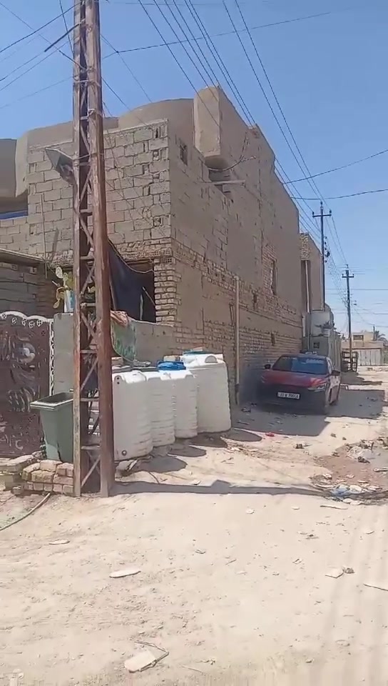 سلام عليكم بيت البيع 200 متر بل الفين و هاذه رقم راعيه ***********
