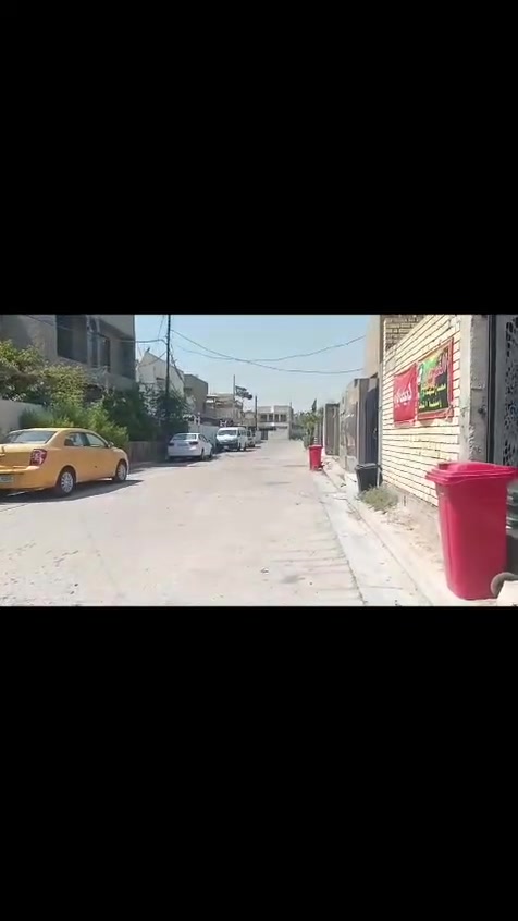 السلام عليكم
 دار للبيع شارع المعهد مجاور مدرسة ندى الصباح الابتدائيه المساحه 72ونص متر بناء جديد المساحة 6ونص والنزال 11 ونص التواصل ***********
