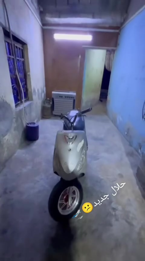السلام عليكم شباب دراجه قجمه ٤٩بلاد دراجه مفتوحه من رمبه دراجه خرسه محركه دراجه حربيه وحلوه السعر٤٥٠وبيه مجال قليل الرقم *********** واساب
