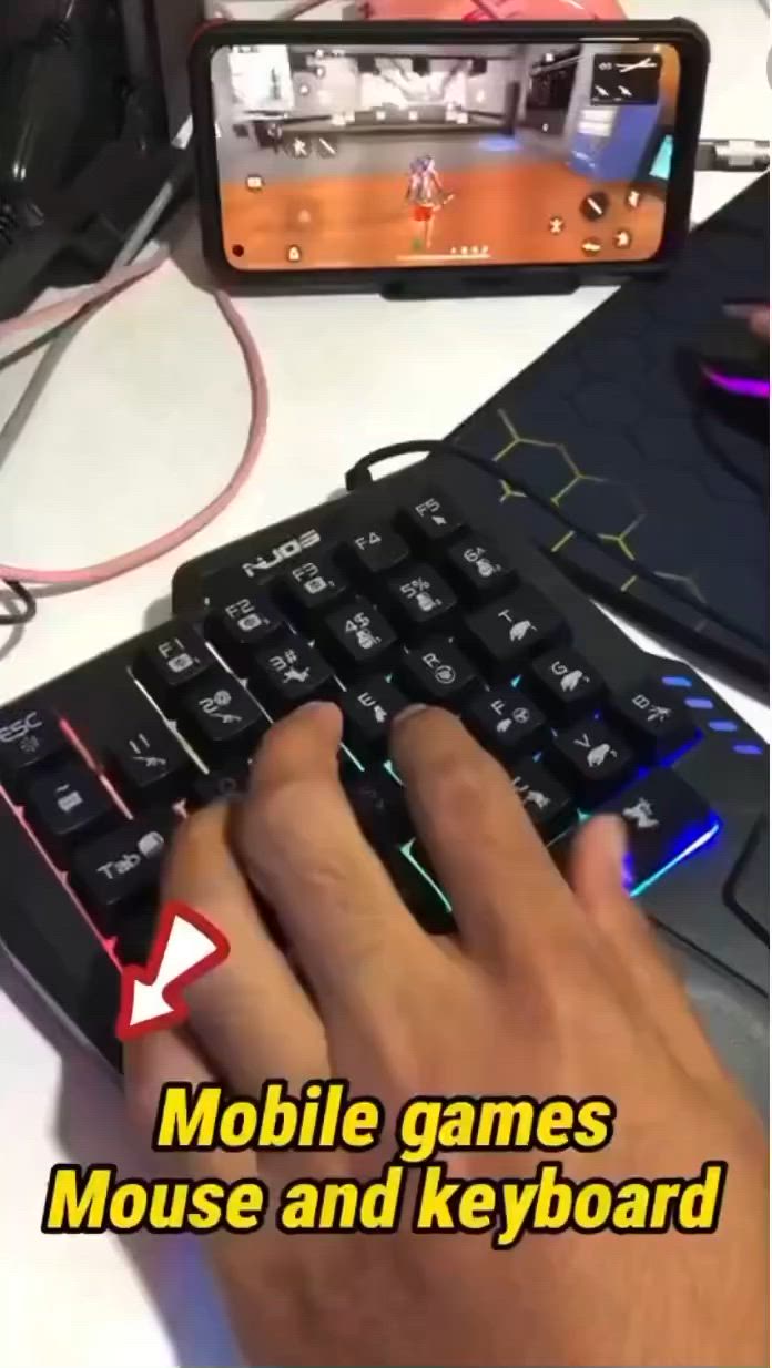 مجموعة احترافية كاملة للـ Gaming تشمل:
كيبورد يد واحدة بإضاءة RGB + ماوس احترافي + كونفيرتر للموبايل + حامل موبايل + ماوس باد + كيبل Type-C

🎮 مناسبة لألعاب مثل PUBG و COD
⚡ أداء سريع ودقة عالية
💡 إضاءة RGB جميلة 

يرهم على جميع الاجهزة 
بالنسبة لاجهزة آبل يرهم لحد تحديث iOS 11
للاستفسار راسلني 📩
متوفر توصيل 🚚 

#Gaming #GamingSetup
#Keyboard #GamingKeyboard
#Mouse #GamingMouse
#RGB #PUBG #CODMobile
#بيع #عروض #ملحقات_العاب
#كيبورد #ماوس #قيمر #العاب
#ببجي #كود


**إذا كنت صاحب هذا الإعلان وتريد حذفه لأي سبب، رجاءا أرسل رسالة إلى الدعم الفني**