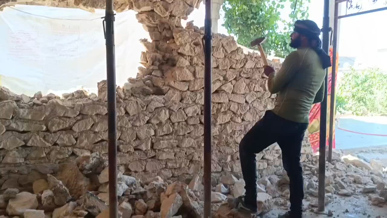 السلام عليكم اخوان كادر عمل حفر نزالات كهرباء حفر تجاويف كص حياطين تفليش جاهز للعمل للتواصل على الرقم التالي ***********
