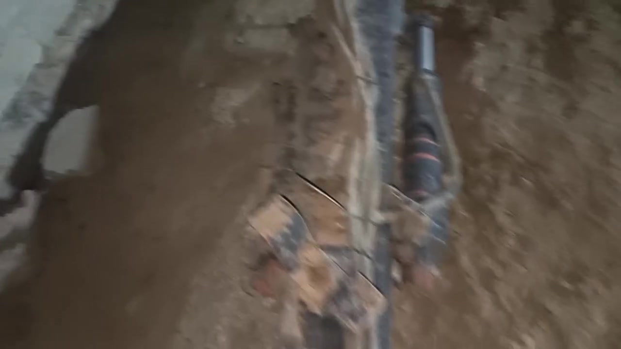 سلام عليكم ورحمة
خاشوكه البيع الخاشوكه تفصال ابو عون الخاشوكه ابد مامشتغله فصلته وخليته شرط الفحص كلشي ماناقصهه 
الستفسار ***********
