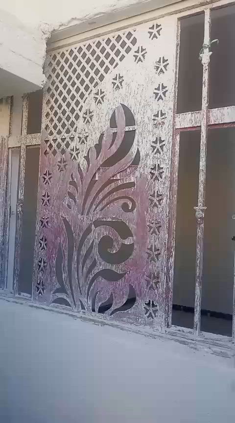 اخر عمالنا صبغ شبابيك وبيبان صبغ داخلي خارجي شرط نضافه العمل *********** اتصال أو خاص
