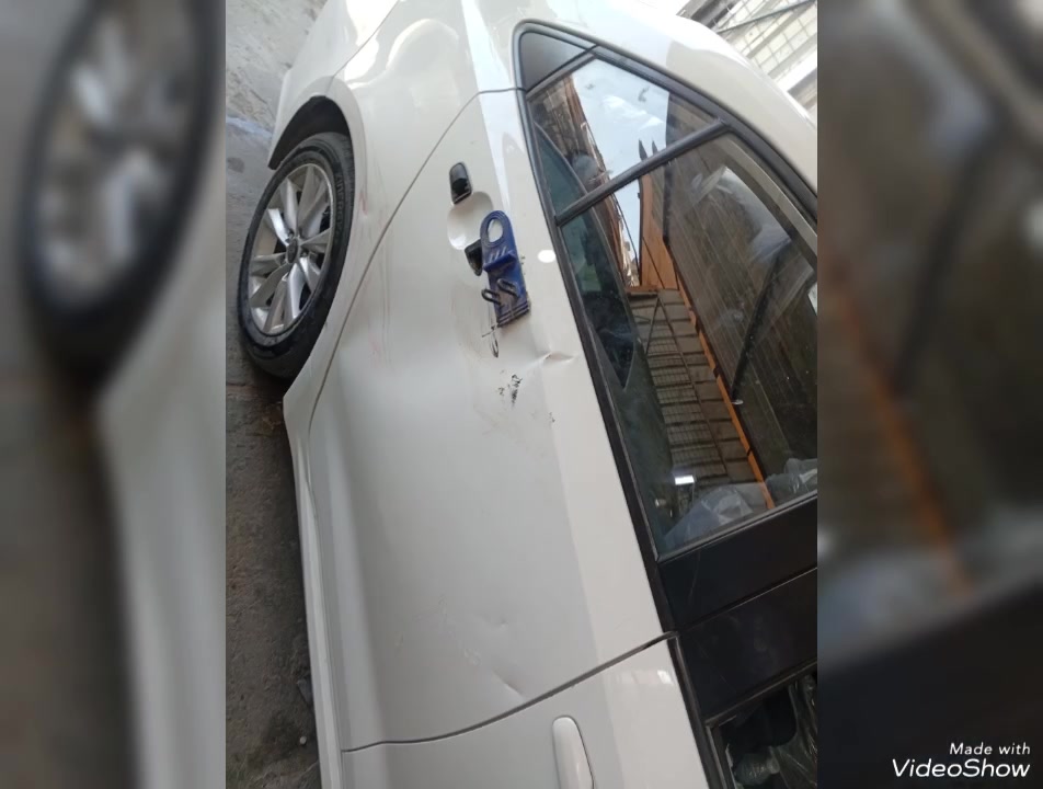 ورشه الجامعه للسمكره وصبغ بل طرق الحديثة PDR GPR مكان الورشة بغداد حي الجامعه مقابل جامع ملا حويش شارع كازينو الربيع خلف مصرف الخضراء هذا رقم الورشه ***********
