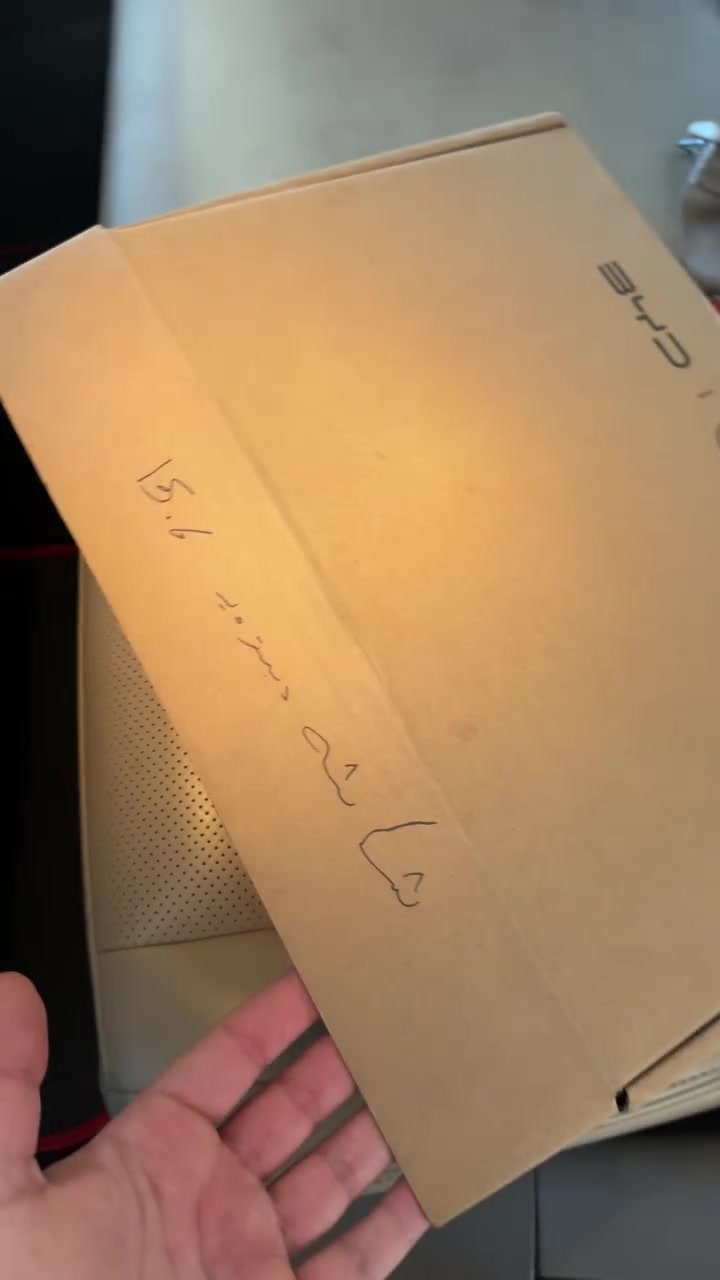 شاشة ترهم ليبورد وبي واي دي الحجم الجبير ١٥.٦ السعر ٤٠٠$ الاصلية شرط على الفحص - ***********

