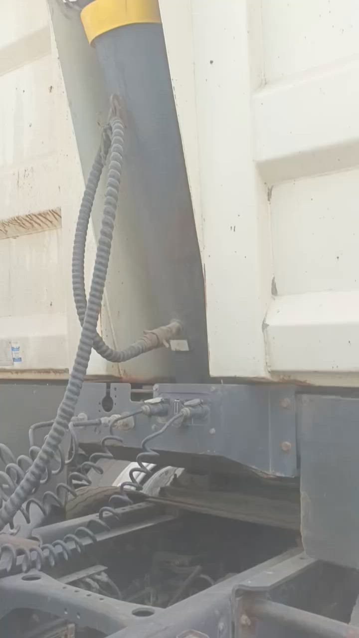 عربانة للبيع يرانية ***********
