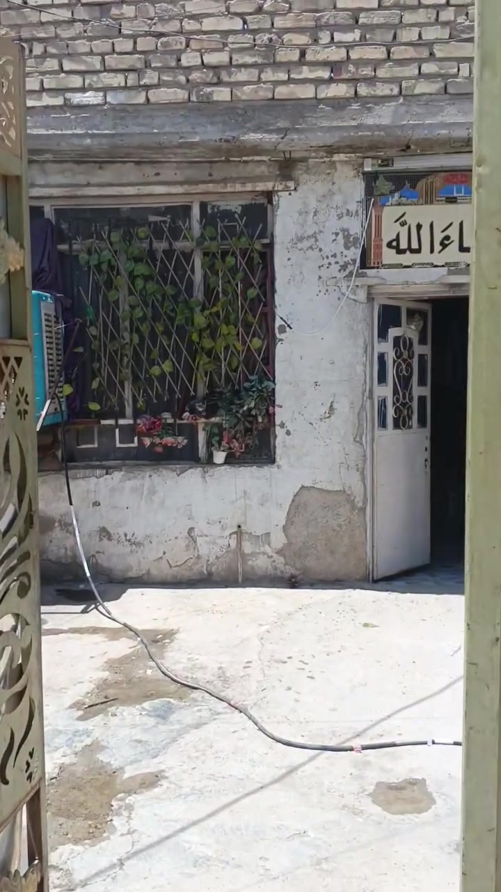 بيت للبيع ابو تشير شارع الضغط قرب حسينيه عبد الزهره الكعبي الرقم ***********
