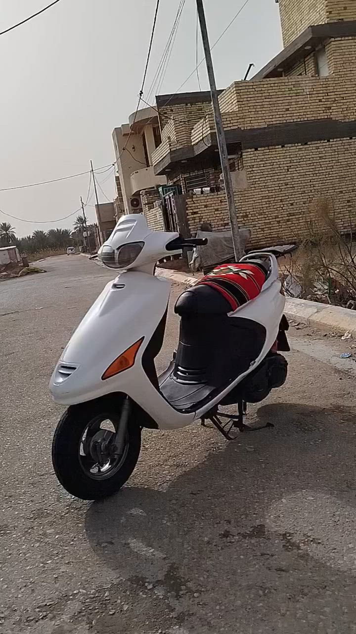 سلام عليكم دراجه فراشه فحل دراجه حلوه ونضيفه مال رمبه شرط مكفوله الدراجه المكينه مكفوله صارلي شهرين مطلعها من الرمبه مكاني كربلاء يم مدينه سيد الأوصياء طريق بغداد عمود 147والسعر 625وبيها مجال قليل الاتصال ع الرقم ***********بي واتساب هم
