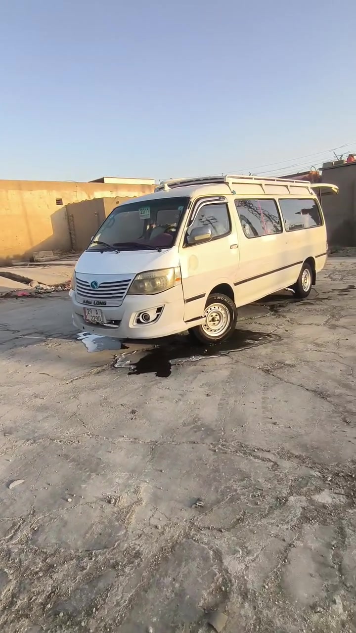 سلام عليكم فوتو الوان سنويه جديد لل30 رقم واسط بسمي مديل 11مكفوله كير محرك حداديه كله جديد كهربائيات كلهى شغاله سنتر لوك شاشه كله شغال دوشمه جديده السعر (58)وبيهى مجال مراوس حسب القناعه العنوان ميسان العماره للاستفسار ***********
