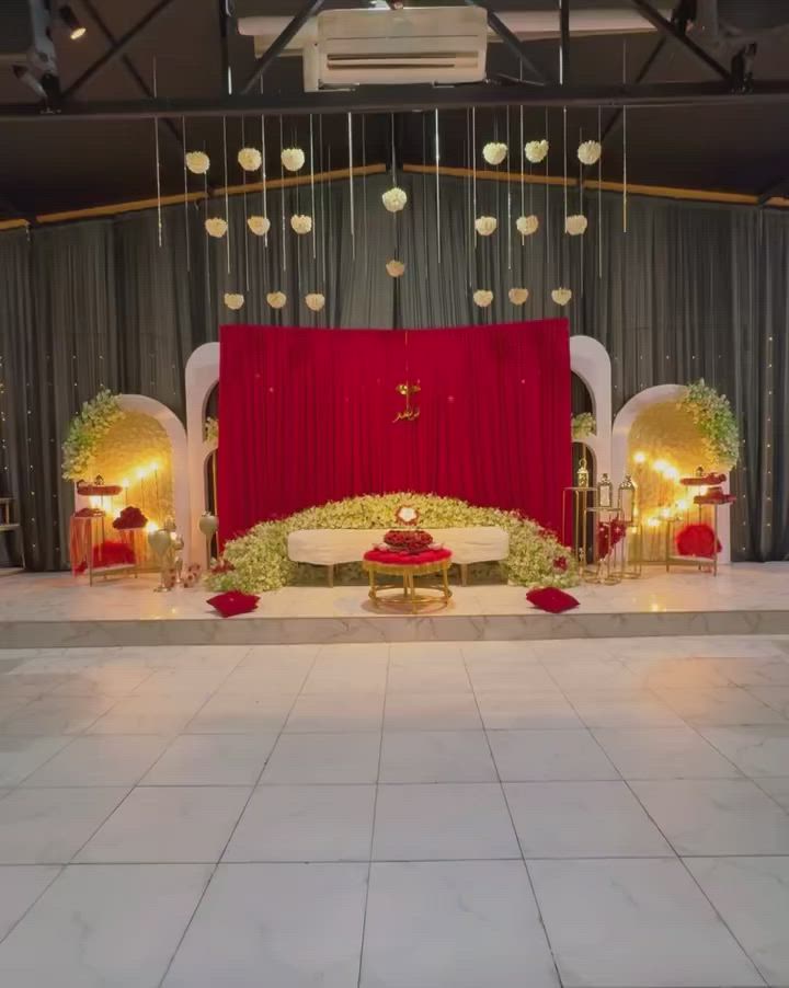 الحجوزات مفتوحة للأشهر       ٨       و      ٩      و      ١٠      🌸 
سارعوا بالحجز قبل أن تفوتكم الفرصة 🌸 
وية قاعتنا الخصومات متخلص سوينالكم 
خصومات وتخفيضات وهدايا ع الحجوزات 🌸
سعة القاعة ٣٠٠ شخص 🌸
للاستفسار ع الواتساب *********** 🌸 
العنوان :ـ حي الجامعة ــ مقابل مجوهرات الماس ــ فوق مطعم چكن بوكس ــ ط ٣ 🌸
