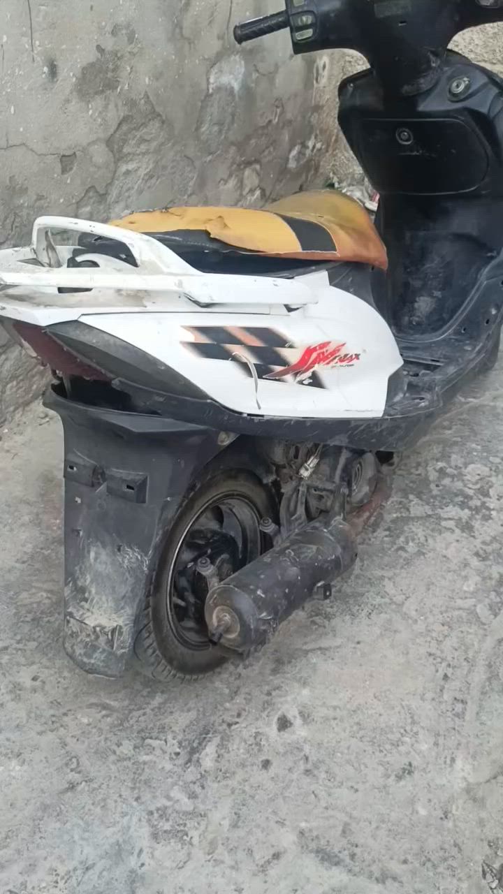 دراجه ماكس ثعلب للبيع متواجد واتساب ***********
