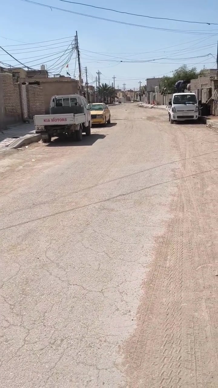 بيت للبيع بحاوي العباس الشارع الثالث خدمات كاملة 
المساحة 215 متر بناء جديد بلوك 
للاستفسار ***********
