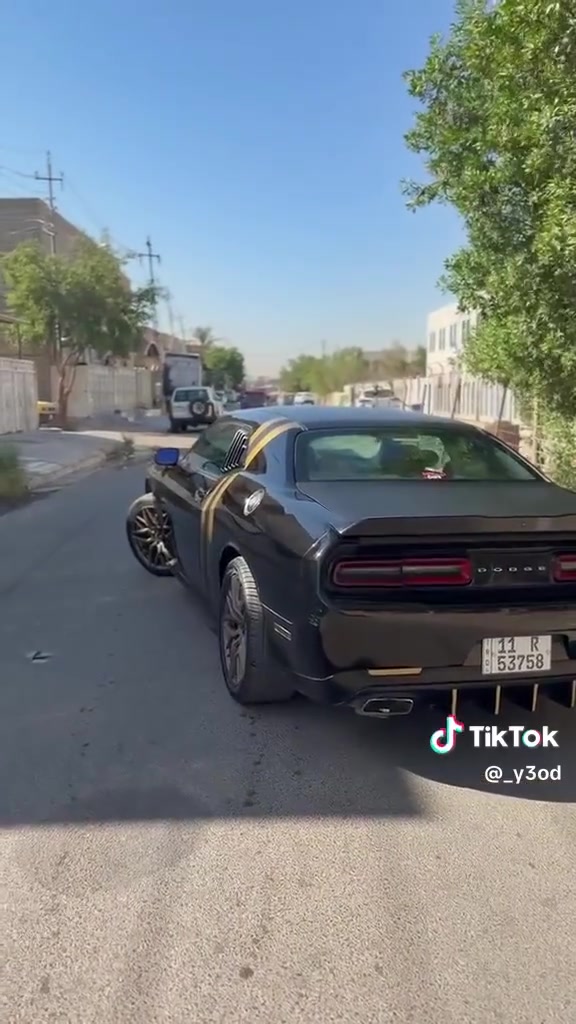 البيع جالنجر موديل 2017 بيه صبغ حزام جماليه والجاملغ جهت السايق بي بارد كد شبر السيارة فول موصفات بسمي السيارة تحويل موباشر +*********** خابرني وتدال السعر 125وبيه مجال
