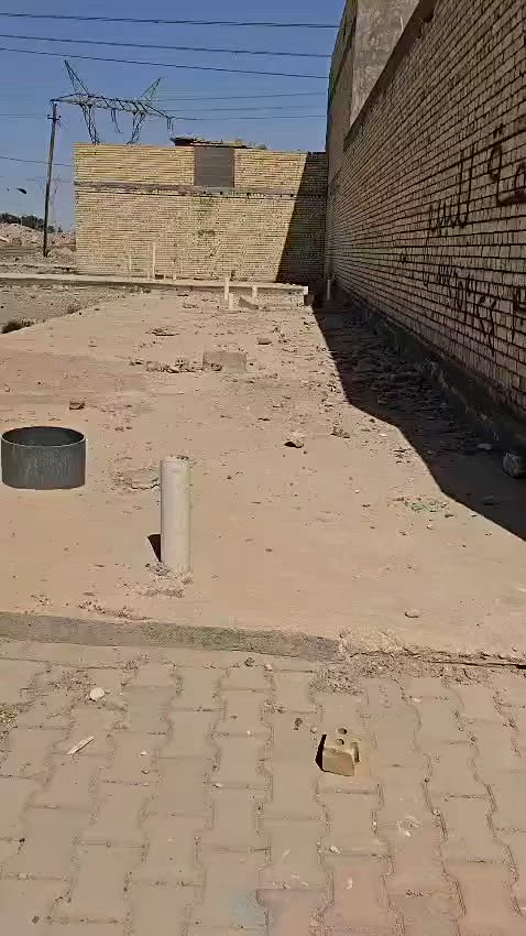 عليكم قطعه للبيع مستعجل لغرض السفر مكانه بغداد منطقه حي زهور خلف رئاسة المعلمين 100,متر  ب33قفل مابيها مجال جنت عارضة ب35 بس مستعجل  ***********
