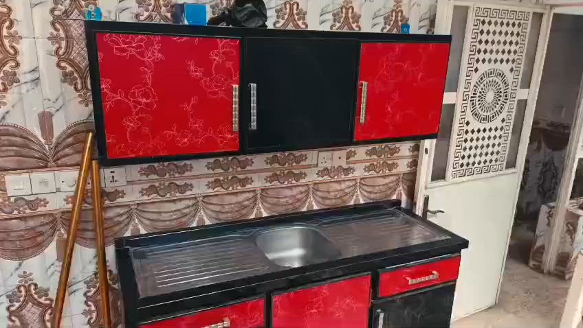 كاونتر قطعتين ب 200 وبي مجال نضيف متروك عل حطته للبيع ***********
