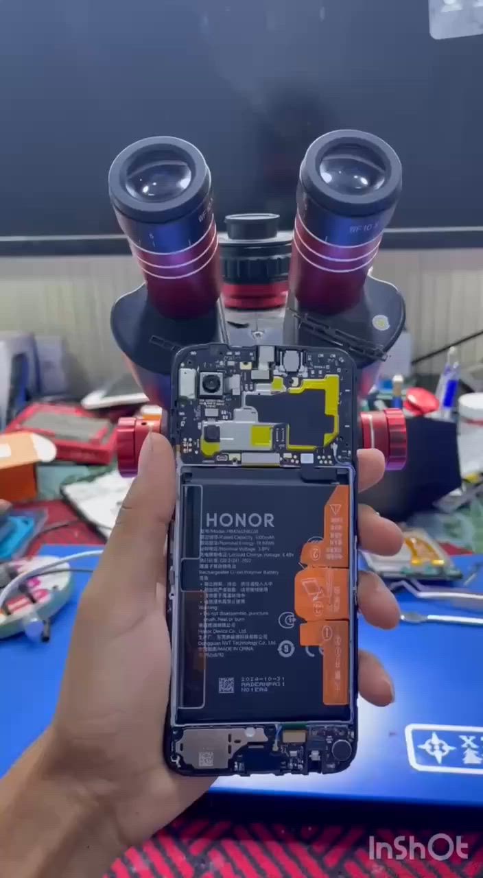 مو كل جهاز ينكسر ينتهي 😉
هاي نماذج من شغلي بصيانة الموبايلات 🔧📱

خبرة بالأعطال الصعبة (شحن، شورت، آيسي)
نستلم الأجهزة المرفوضة من باقي المحلات ونفحصها بدقة

إذا جهازك متعوب عليه… جرّبه ويانه 🔥

📍 بغداد/الزعفرانيه
📞 ***********
