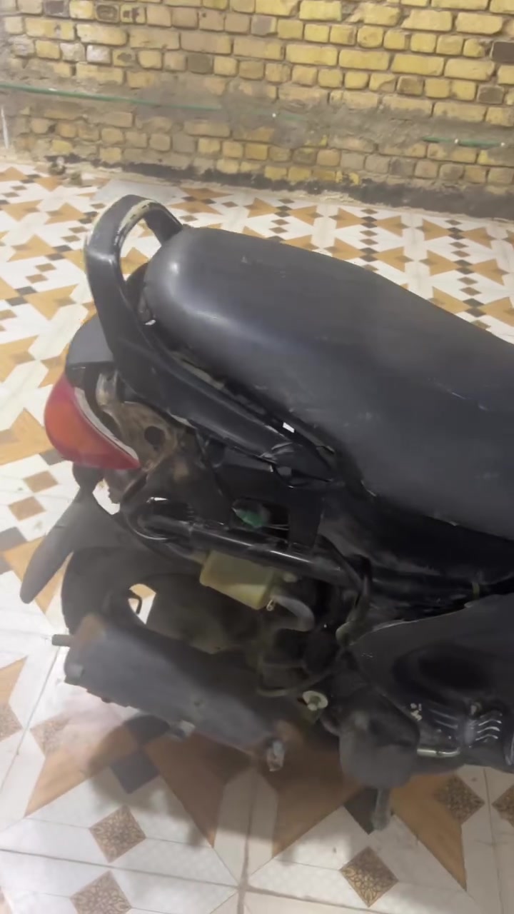 السلام عليكم دراجه فراشه فحل محرك جديد شغاله سلف هندر شلعه فول سعر 275وبيهه مجال العنوان بابل قضاء القاسم ***********
