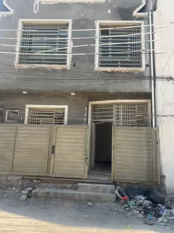 ٧*٧ ٥٠ متر
غرفتين نوم صاله  مطبخ صحيات بناء حديث شارع النسائم قبل السده بفرعين
للتفاوض الاتصال *********** مخول
