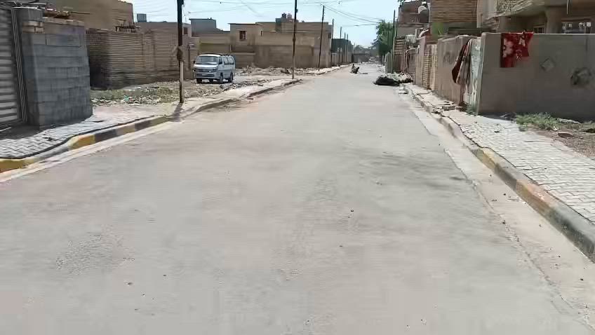 السلام عليكم كاع في منطقه الحسينية 100متر طابو وليس زراعي في منطقه الخدمات منطقه كامله ماء مجاري كهرباء السعر الاتصال على الرقم الآتي ***********
