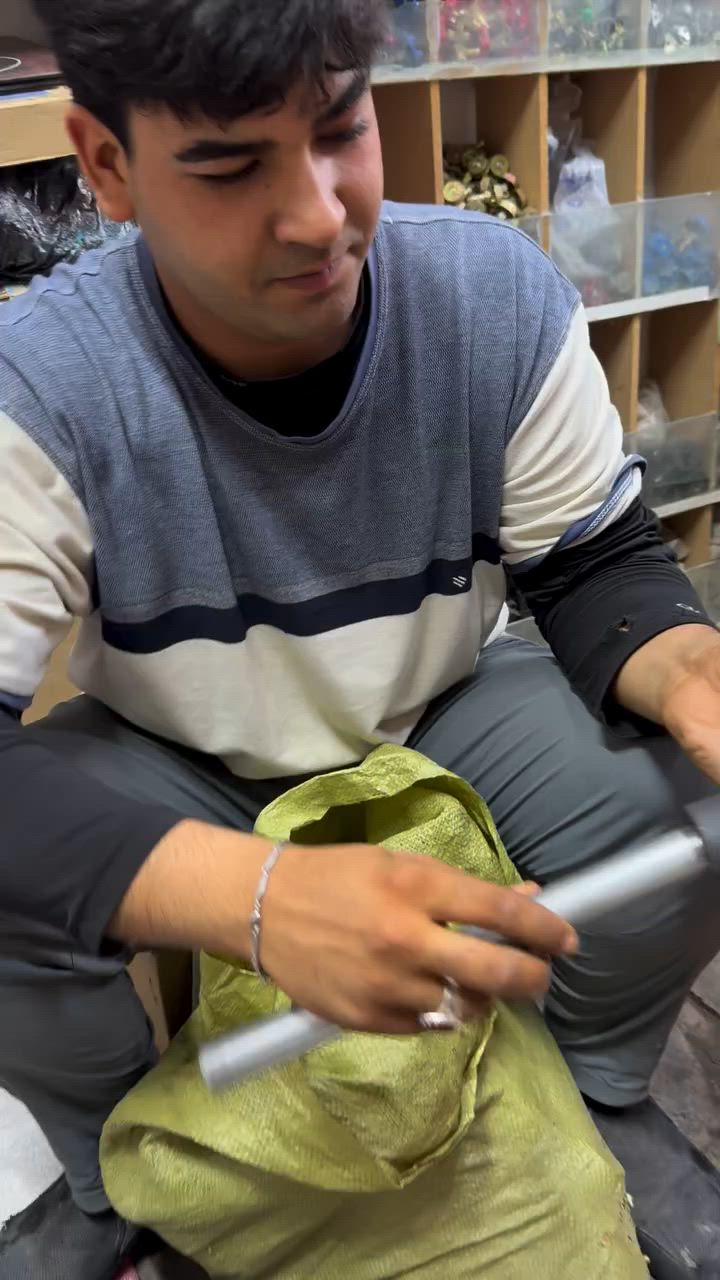 عيون طباخ تزكام نشرف بيكم 
عنوانه الرميثه سوق النجارين محل سيد باقر


**إذا كنت صاحب هذا الإعلان وتريد حذفه لأي سبب، رجاءا أرسل رسالة إلى الدعم الفني**