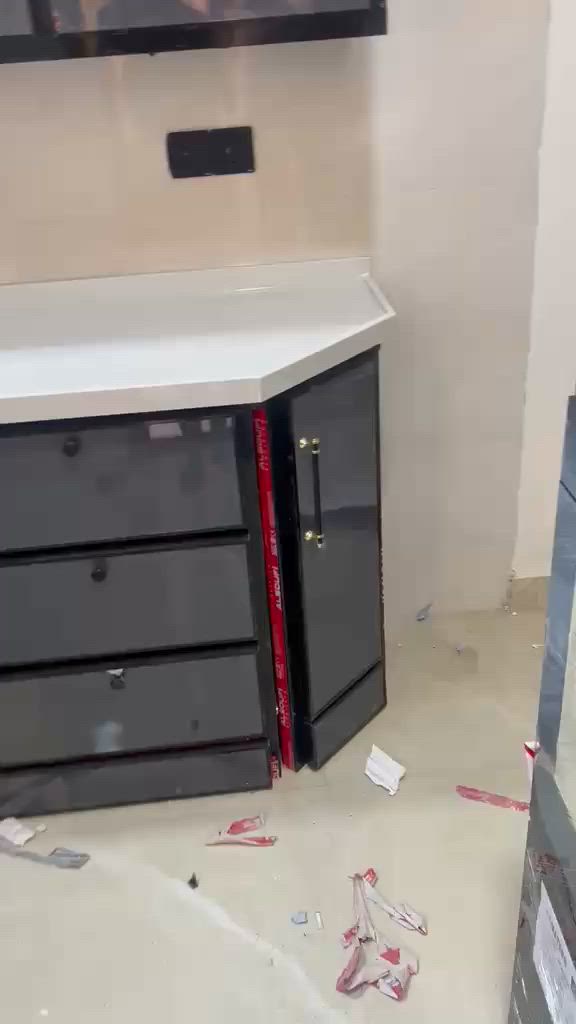 نعمل في بابل وكربلاء.. 
***********
